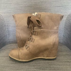 Above ankle winter heeled booties. Size 7